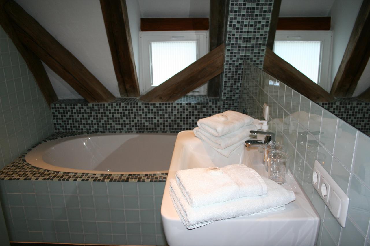 Gaestehaus Edelzimmer Rothenburg ob der Tauber Exterior photo